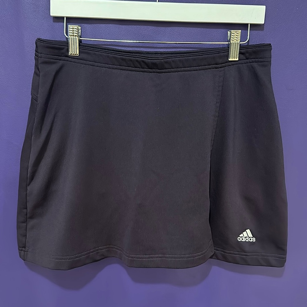Adidas climacool skort in navy blue, Women’s size L